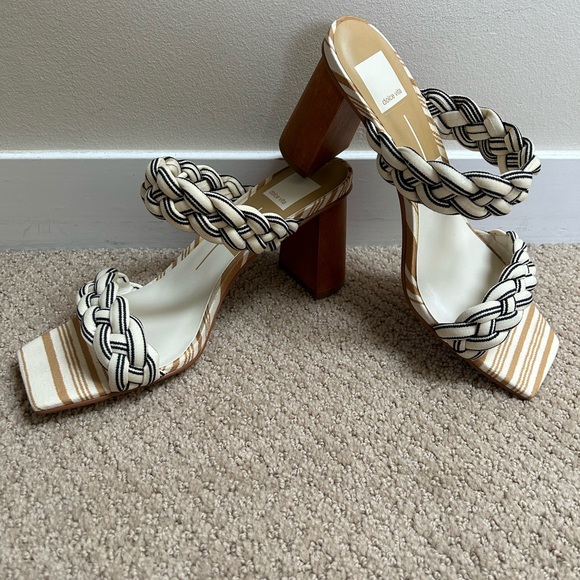 Dolce Vita heels - Picture 2 of 5